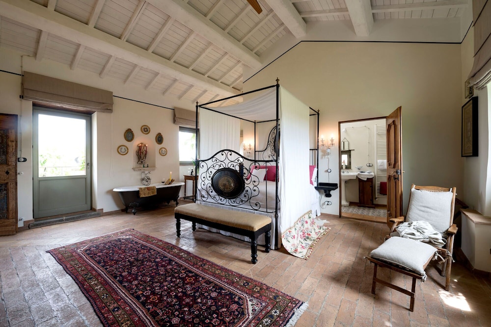 corte della maesta antica residenza