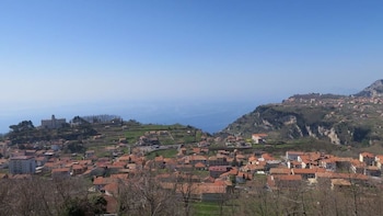 agerola