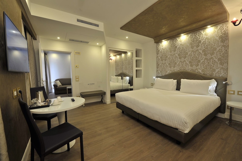 Al Theatro Palace,San Marco>>Chioggia,4 star