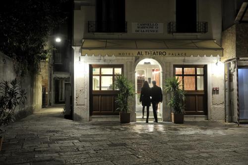 al theatro palace
