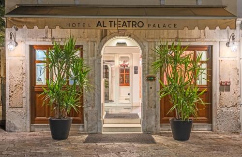 al theatro palace