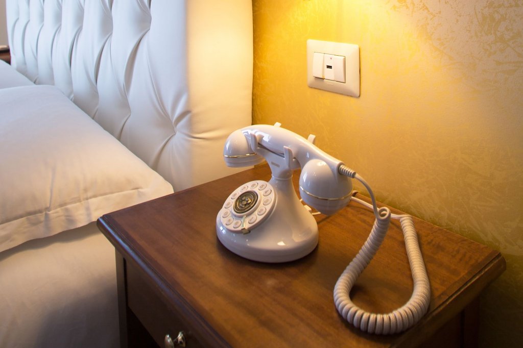 Neapolitantrips Hotel,Naples>>Campania,3 star
