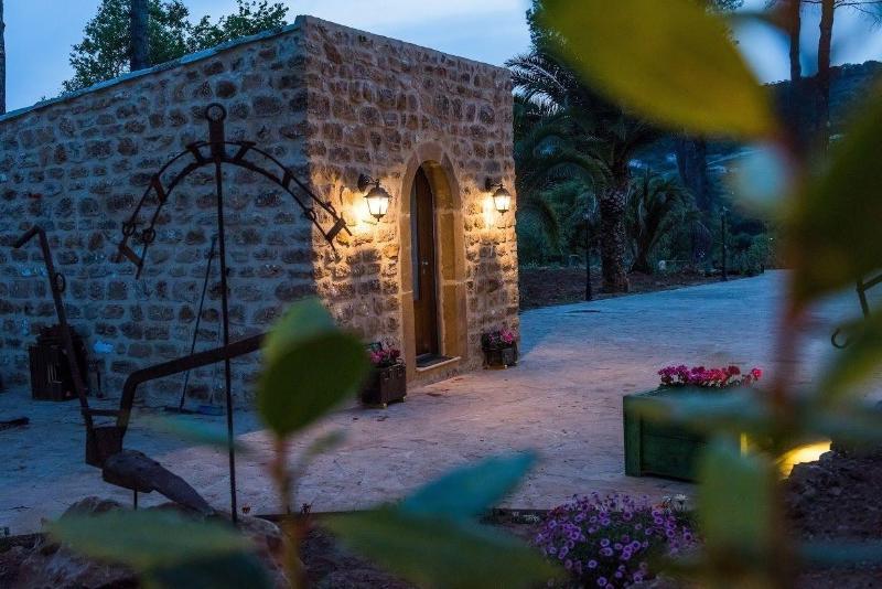 La Quercia E L'asino,Enna>>Aidone,3 star