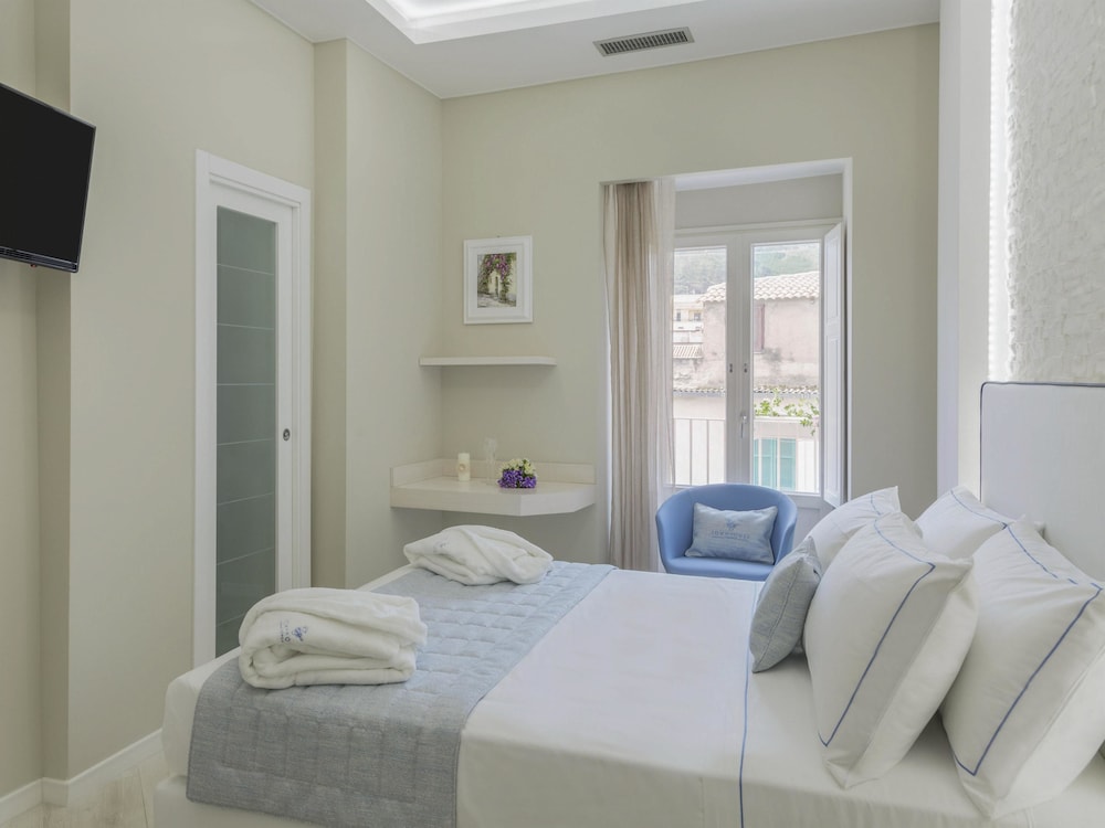 townhouse tropea