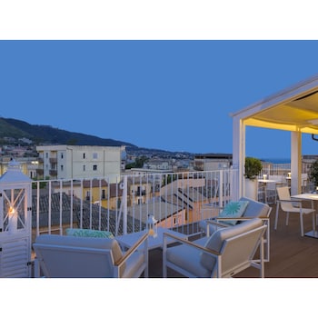 townhouse tropea