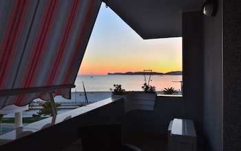 starry sky charming house adults only