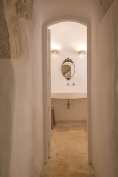 Borgo Canonica,Cisternino>>Brindisi,4 star