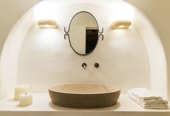 Borgo Canonica,Cisternino>>Brindisi,4 star