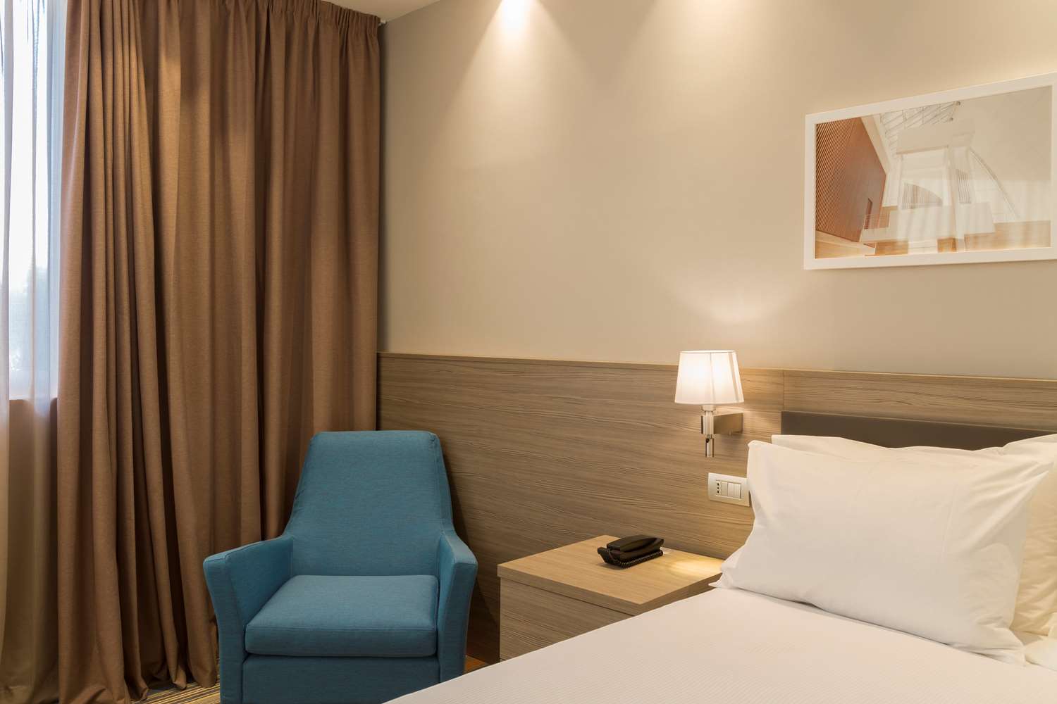 hampton by hilton rome east