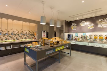 hampton by hilton rome east