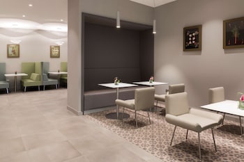 hampton by hilton rome east