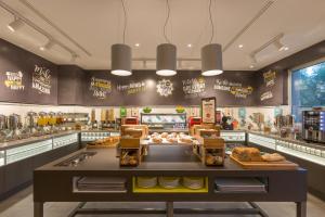 hampton by hilton rome east