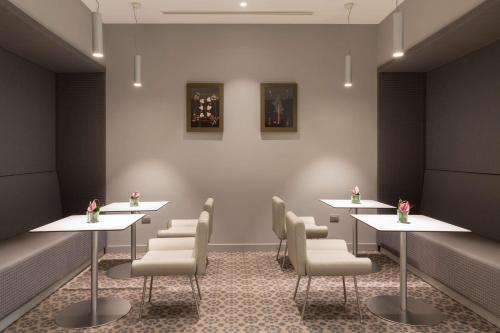 hampton by hilton rome east