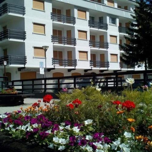 hotel hermitage and residence nube dargento