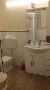 Agriturismo Campofiorito,Near Montecatini Golf Club,3 star