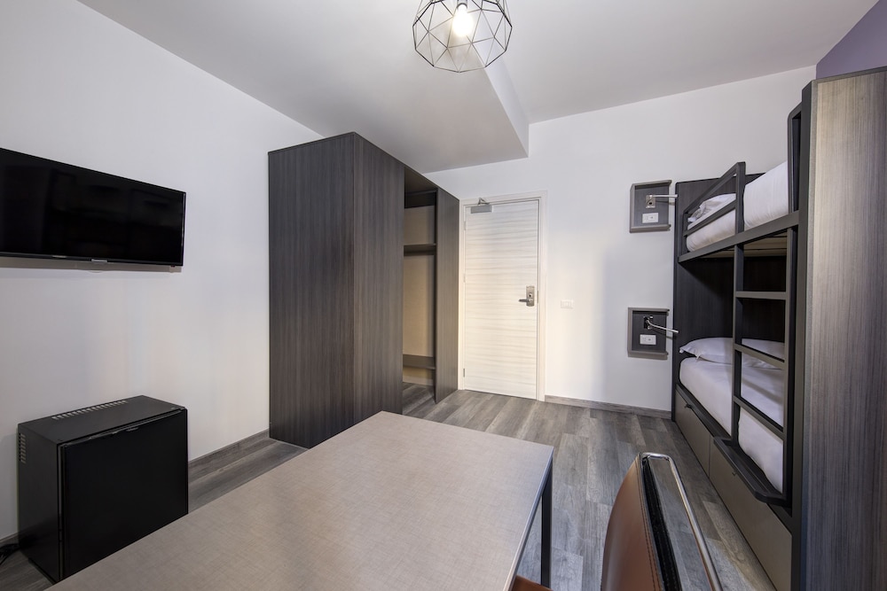 the romehello hostel