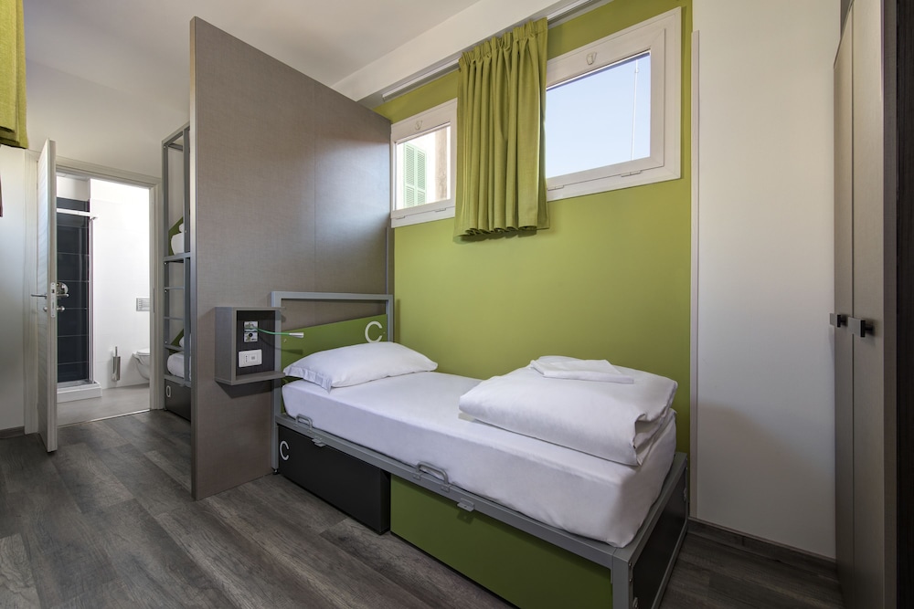 the romehello hostel