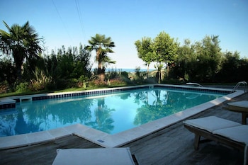 Villa Rondanella,In Fermo,4 star