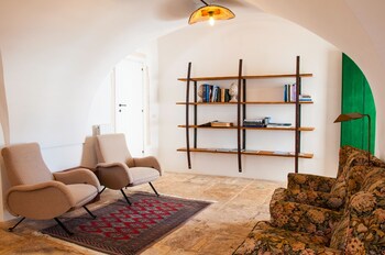 Masseria San Michele,Martina Franca>>Bari,4 star