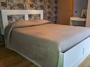 B&B Casa Arcangeli,Bergamo>>Barzano,3 star