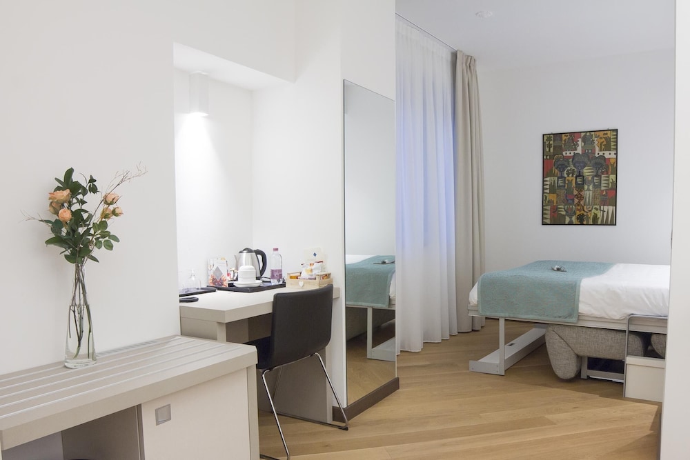 hotel ponti
