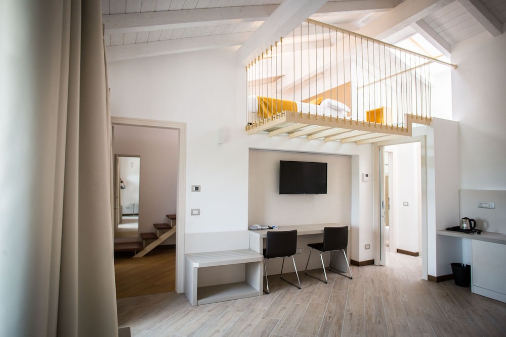 hotel ponti