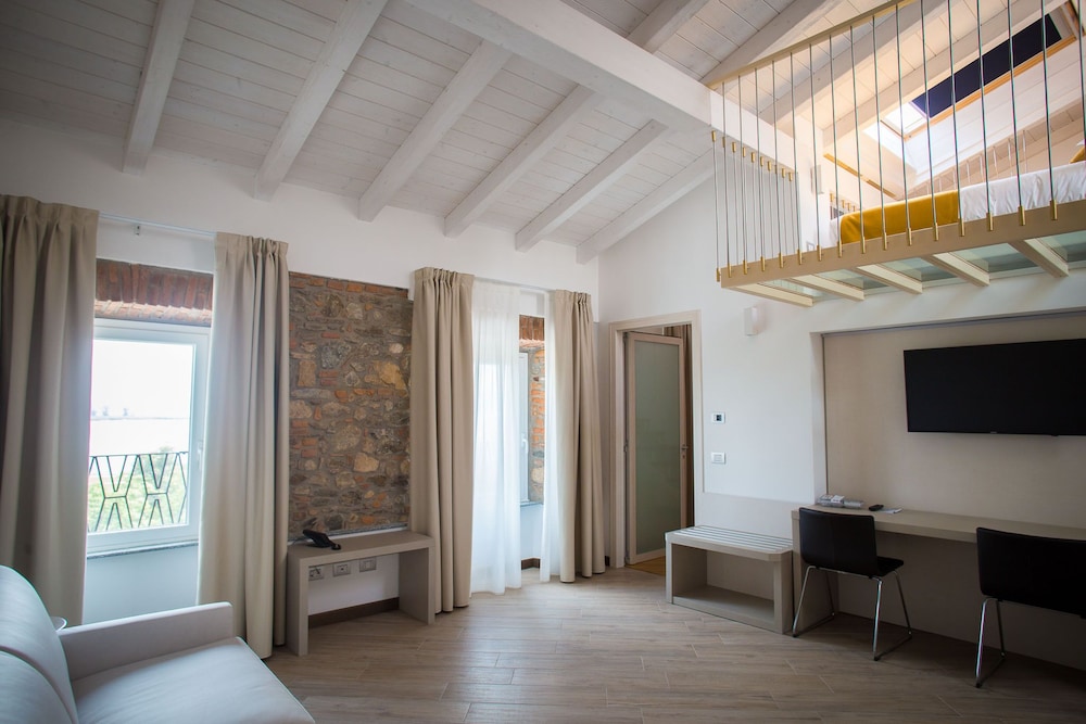 hotel ponti