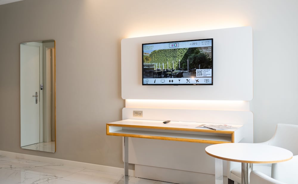 hotel milano castello