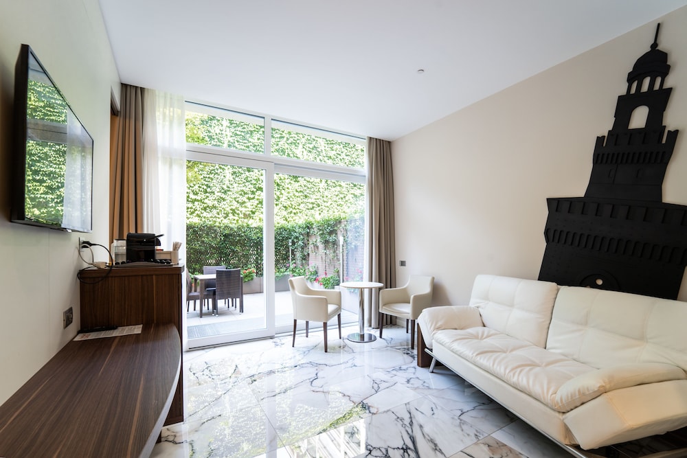 hotel milano castello