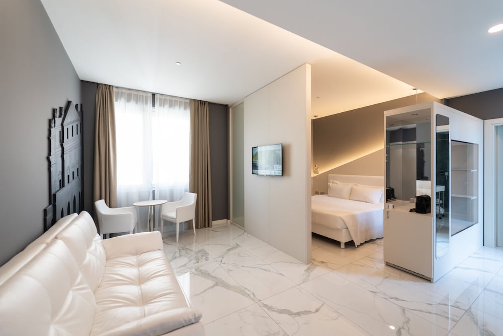 hotel milano castello