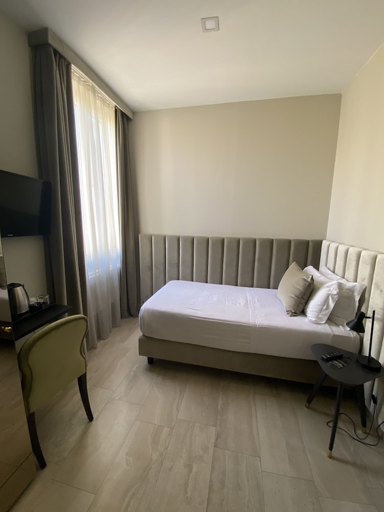 otivm hotel