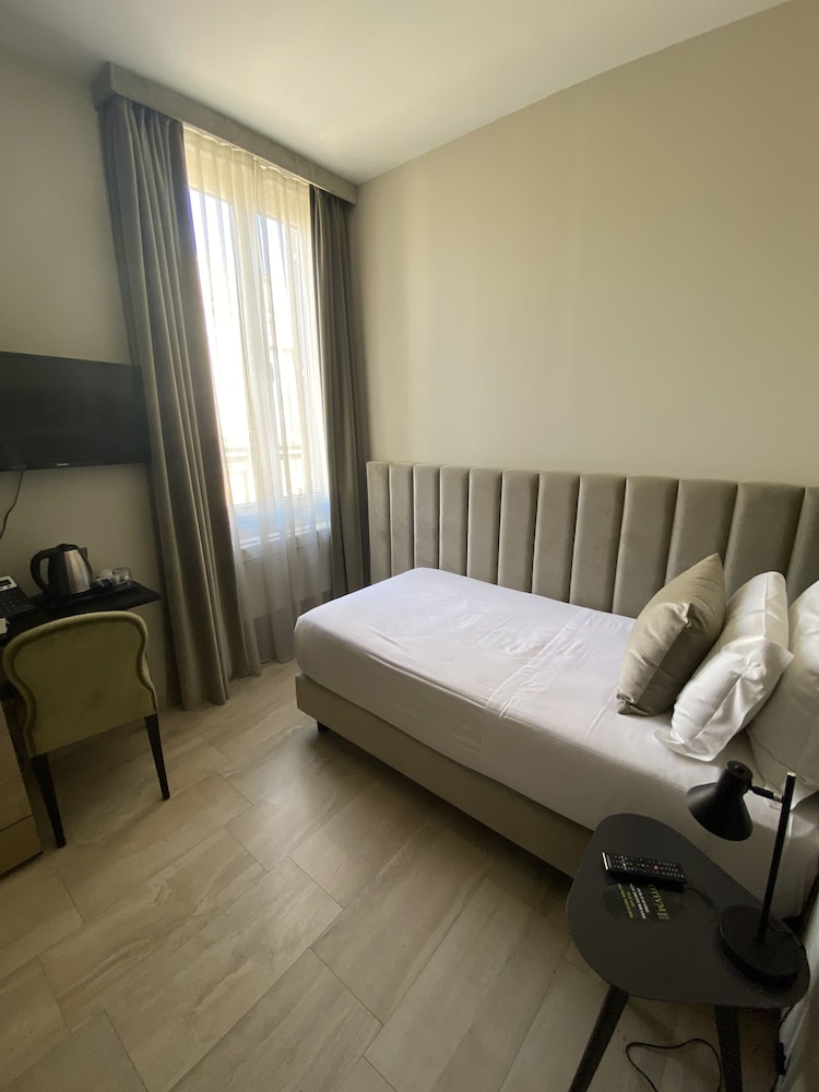 otivm hotel