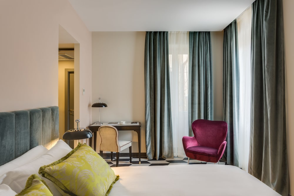 otivm hotel