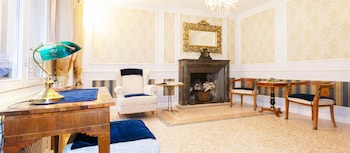 Villa Noctis,Near Church Of Sant'eufemia,4 star