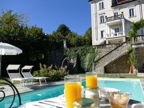 White Lilac Romantic B&B Adults Only,Near Sancarlone Statue,4 star