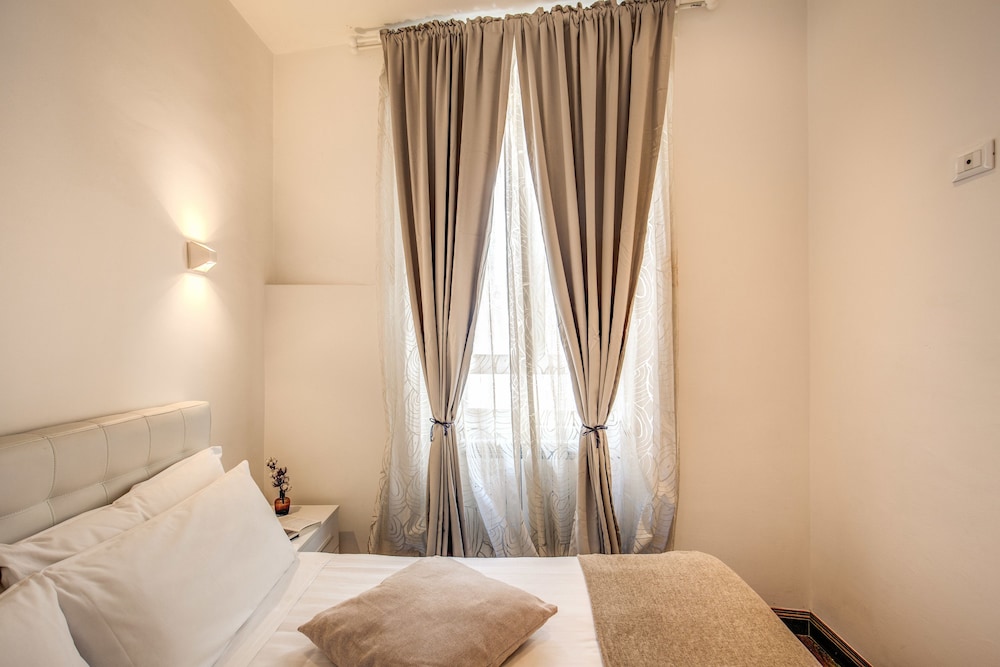 your suite rome