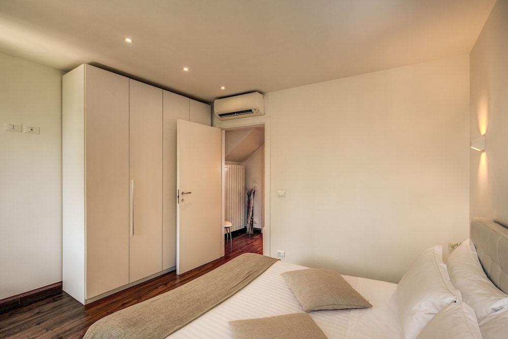 your suite rome