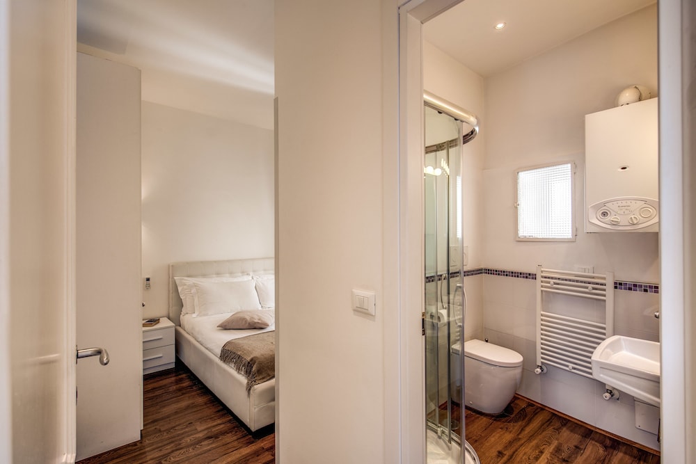 your suite rome