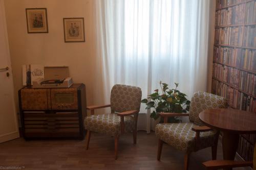 Dimora 16 Rooms & Garden,Prato>>Florence,3 star