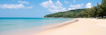 lesprit de naiyang beach resort