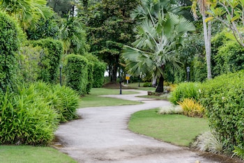 lesprit de naiyang beach resort