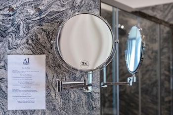 aiello rooms san babila