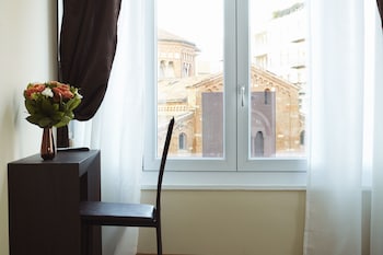aiello rooms san babila