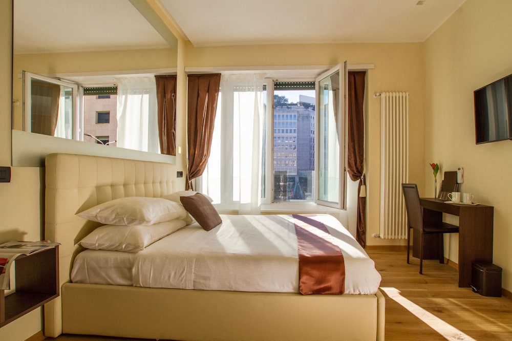 aiello rooms san babila