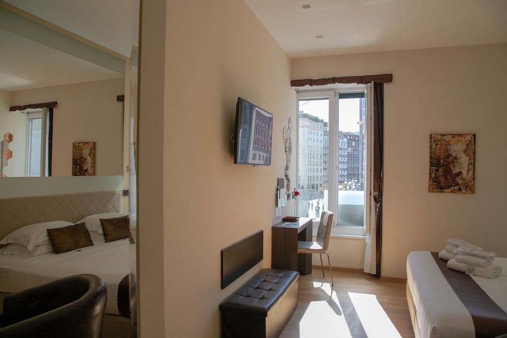 aiello rooms san babila