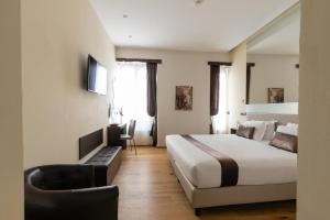 aiello rooms san babila