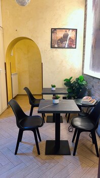 funny palace hostel