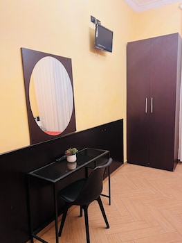 funny palace hostel