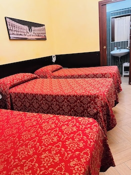 funny palace hostel