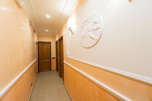 funny palace hostel